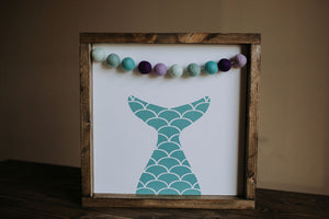 Mermaid With Garland - Wood Sign