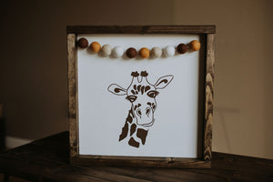 Giraffe With Garland - Wood Sign